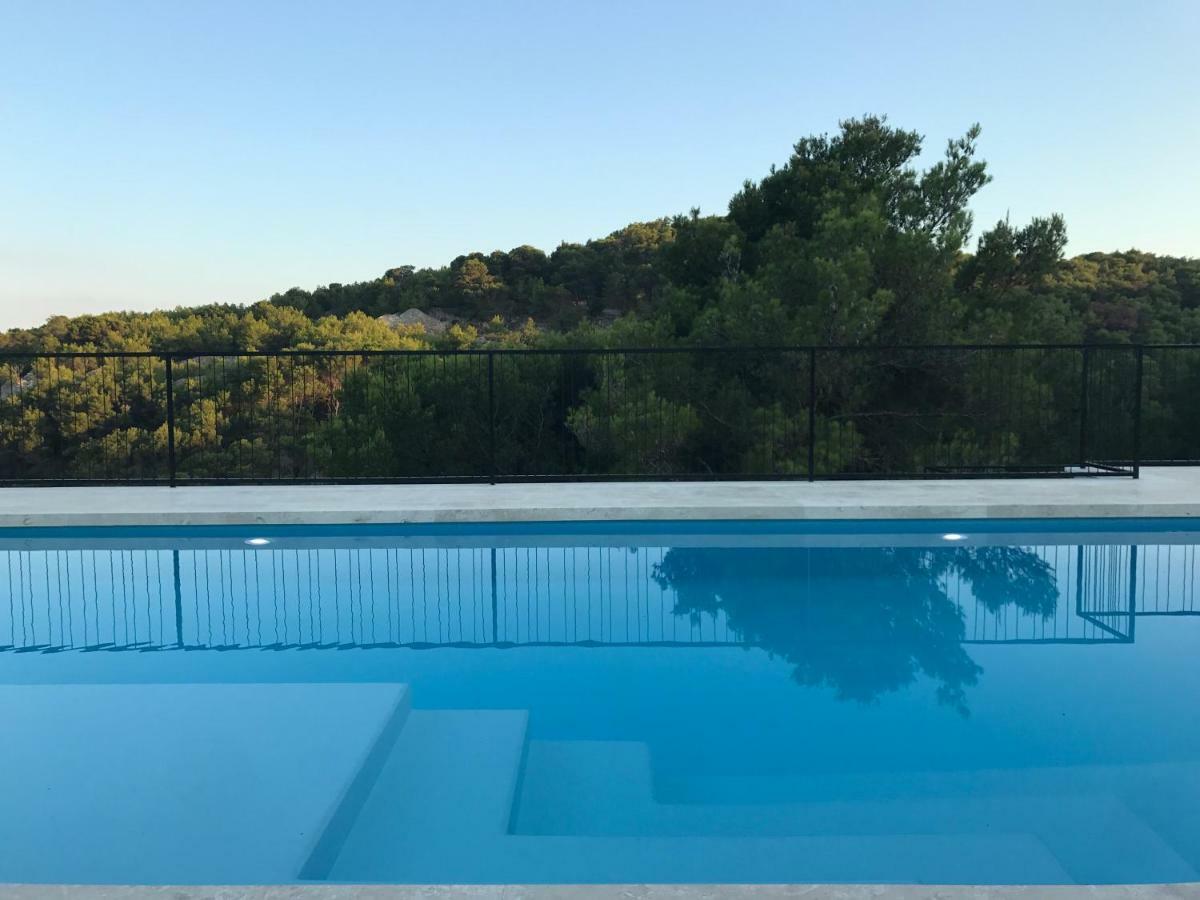 Villa Pietra Selca  Екстериор снимка